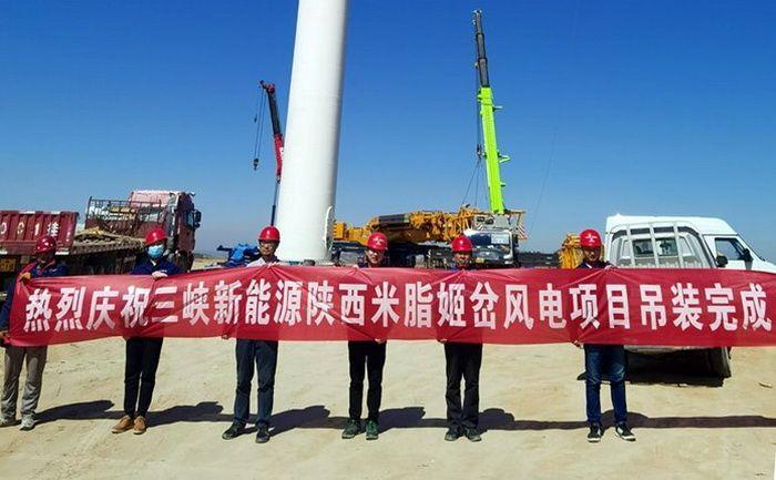 图二 吊装现场（处理）700