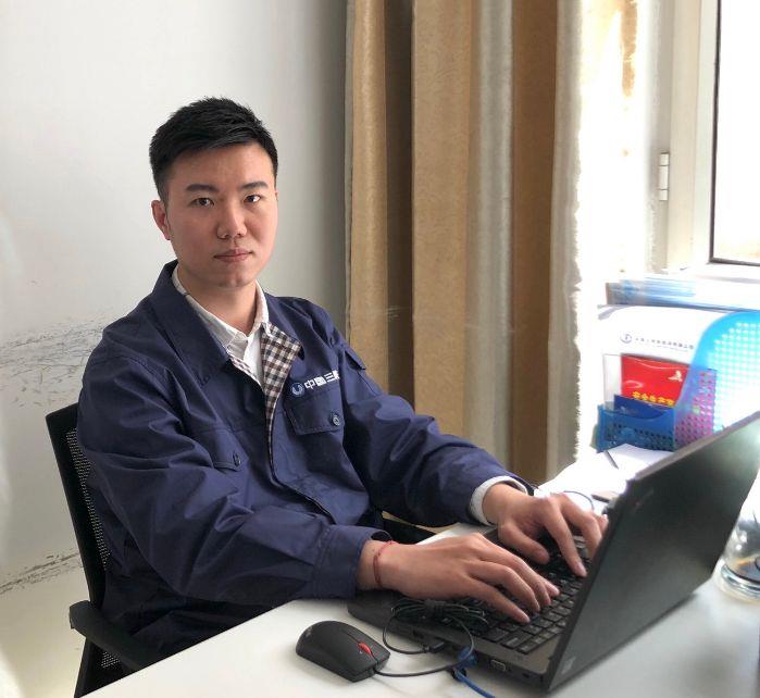 4.蔡天亮工作照片1300 4.蔡天亮工作照片1300