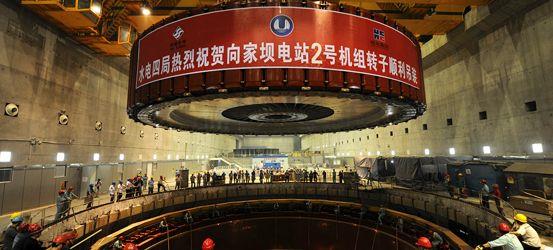 2号机转子吊装-高峰摄