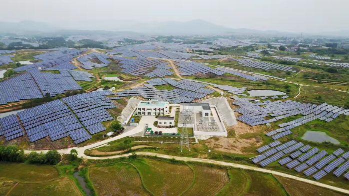 湖北麻城阎家河光伏电站