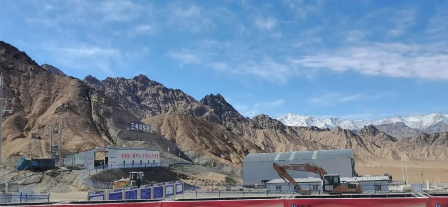 8青海南山口 8青海南山口