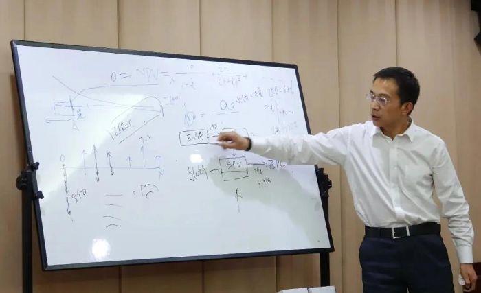 常思哲 2