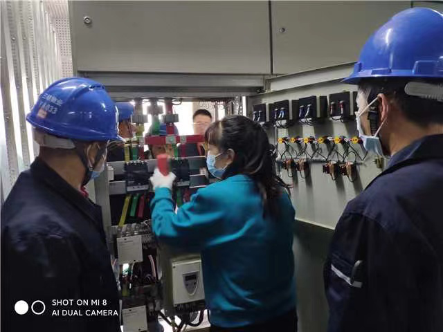 11月1日至5日组织开展了鱼保中心设施设备日常运行维护技能培训，邀请鱼保中心设施设备厂家和安装单位技术专家进行现场授课，